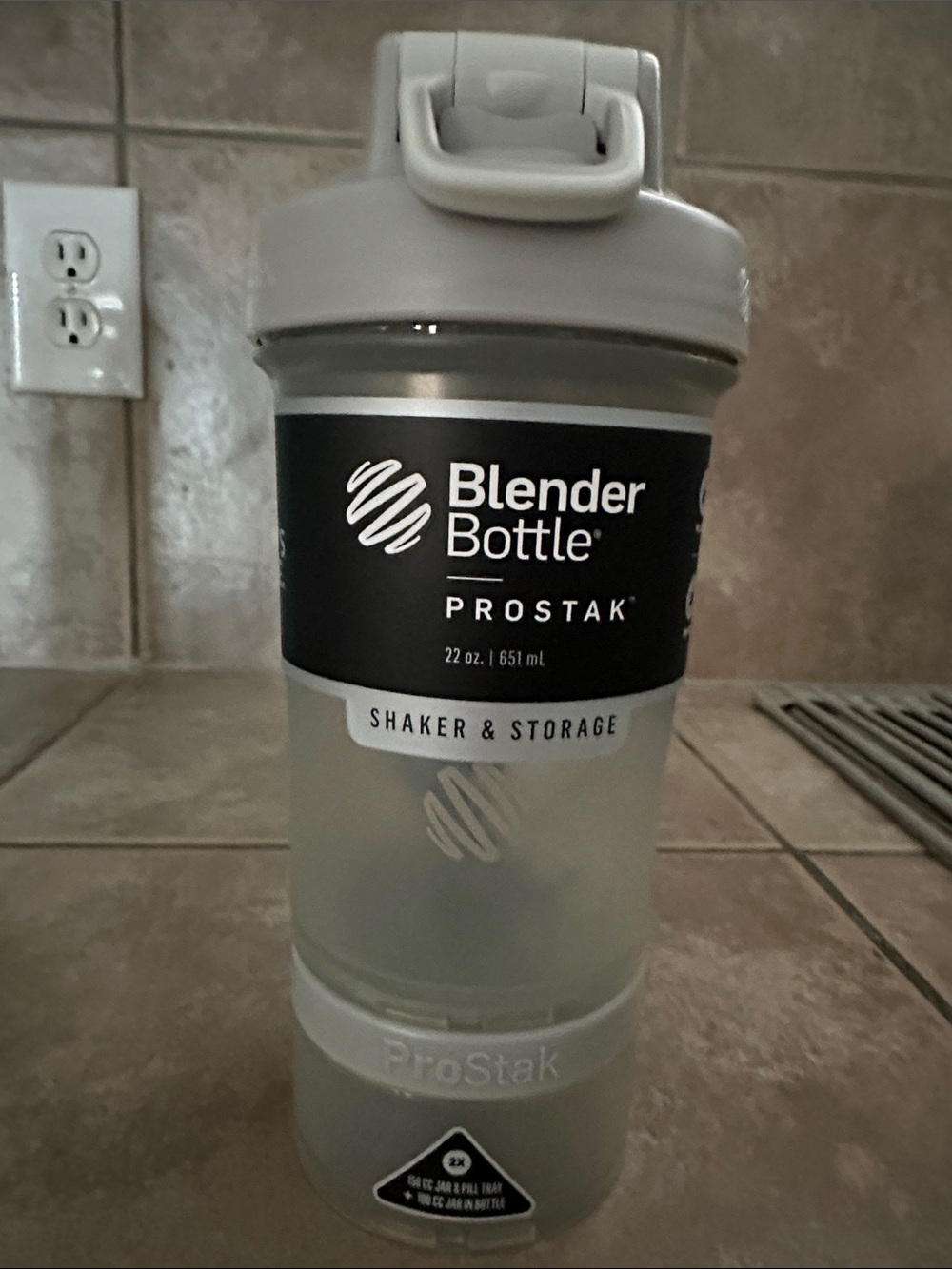 ProStak 22 oz Shaker Bottle in Gray